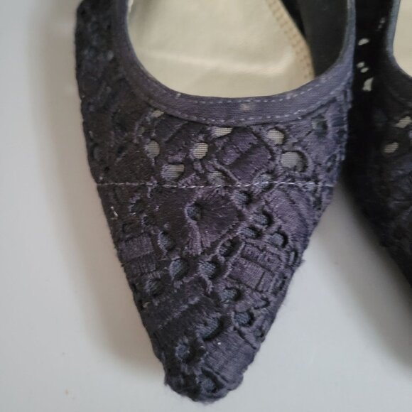 Talbots Blue Lace Slingback Pointed Flats Size 7B Genuine Leather Sole - Picture 3 of 5